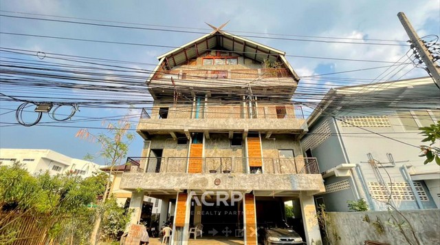 SaleHouse ขายบ้านบนถนนวัวลาย จ.เชียงใหม่