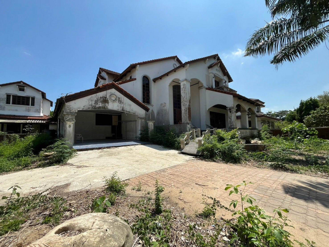 SaleHouse Single house for sale, Ladawan Pinklao, 4 bedrooms, 3 bathrooms, 252 sqw, 292 sq m., has garden area.