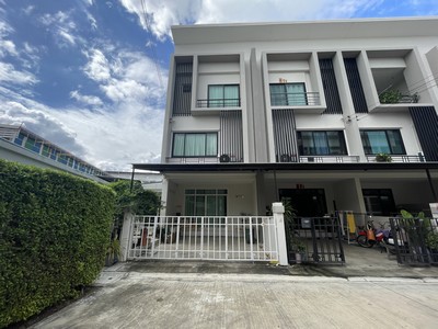 SaleHouse ขาย ทาวน์โฮม 3 ชั้น เฌอ (CHER) วงแหวน-สาทร 31.7 ตร.ว. หลังมุม