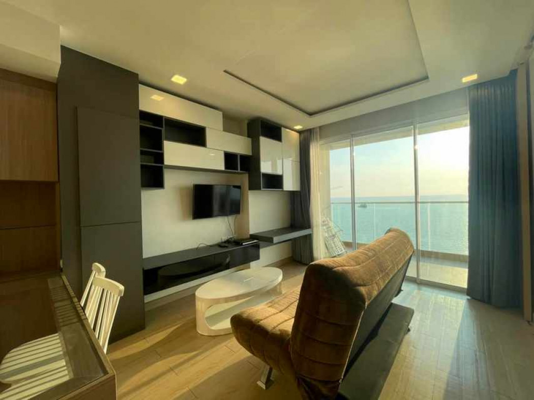 C660 ให้เช่า คอนโด Cetus Beachfront Condominium ติดหาดจอมเทียน