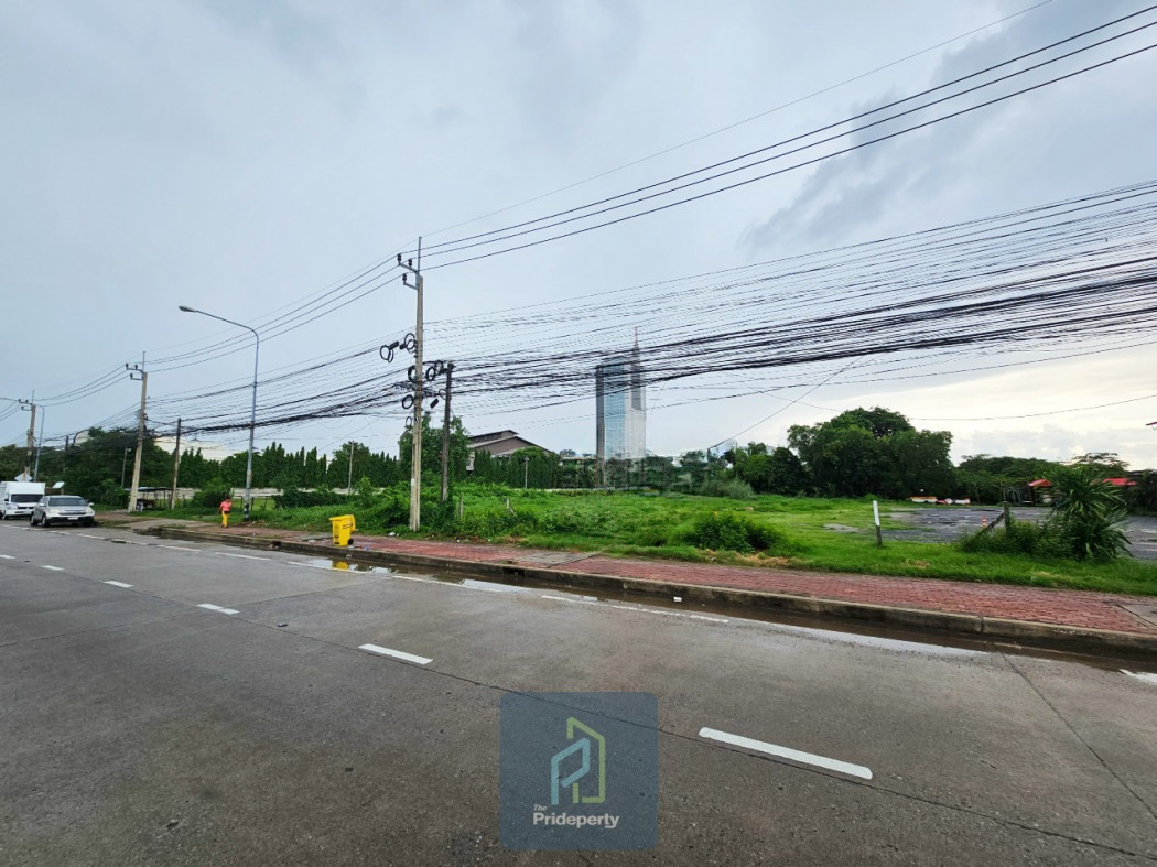 SaleLand Land for sale 2-2-99 rai, filled in, next to Pak Kret Bypass Road, Nonthaburi, near Chaeng Watthana Road