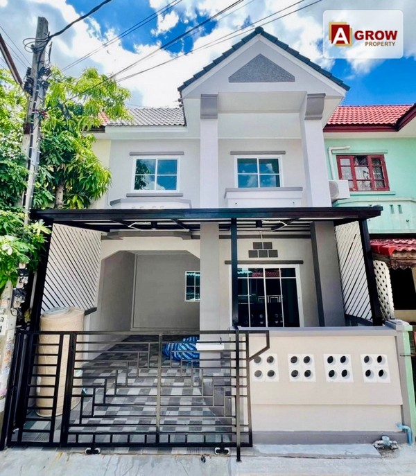 ม. ลภาวัน12 ซ.4 บ้านรีโนเวทใหม่พร้อมหิ้วกระเป๋าเข้าอยู่ได้เลย