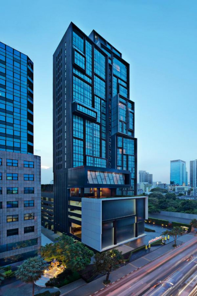 เช่าคอนโดมิเนียม ให้เช่า: คอนโด 2 ห้องนอน Movenpick Residences เอกมัย ชั้นสูง วิวเมือง