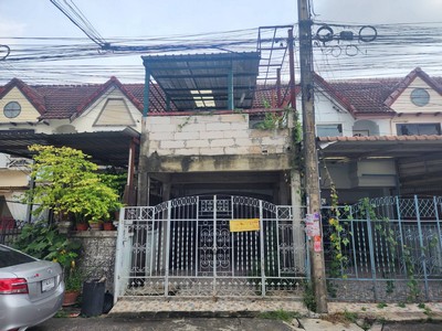 SaleHouse ทาวน์โฮม​2​ ชั้น​ มาสเตอร์​ รอยัล​ สวนหลวง ร.9 ขนาด19.5 ตร.วา​