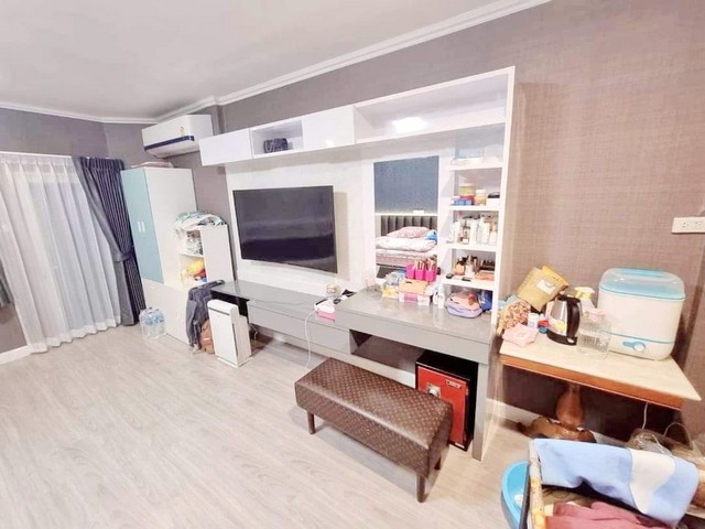 ทาวน์โฮม Townhome for rent,sell 4 bedrooms ห้วยขวาง Huaikhwang