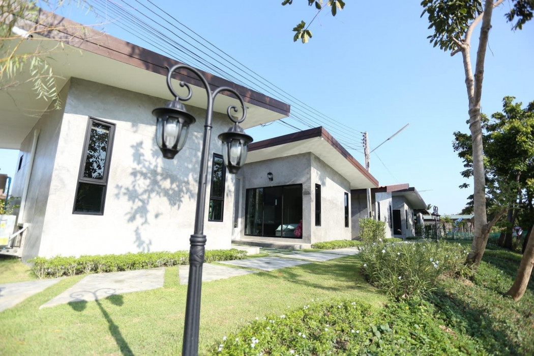 SaleLand Land for sale with a farmstay villa on the main road and a fruit orchard surrounded by nature on Nong Phaya-Kon Nong Road