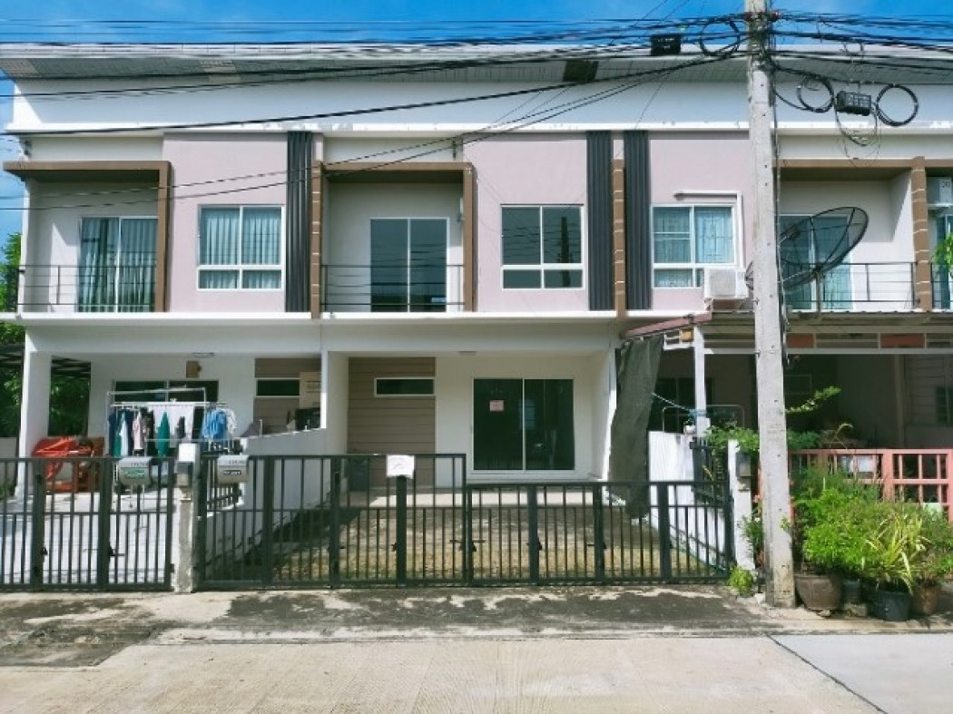 ขายบ้าน ขาย ทาวน์โฮม The Trust Townhome Rangsit-Klong 1 104 ตรม 26 ตรว