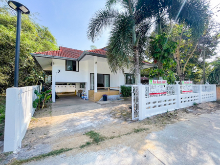 เช่าบ้าน House for rent on Koh Samui Lipa Noi 3 bed 2 bath Fully Furniture