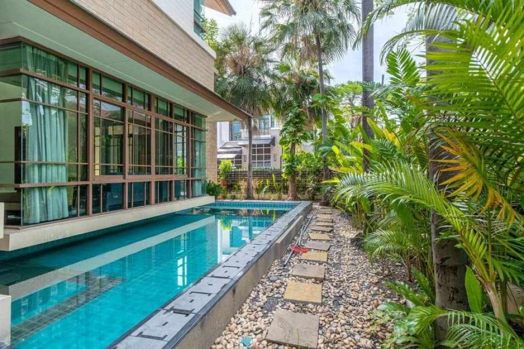 SaleHouse H07 For sale: Single house Baan Sansiri Sukhumvit 67 with private swimming pool