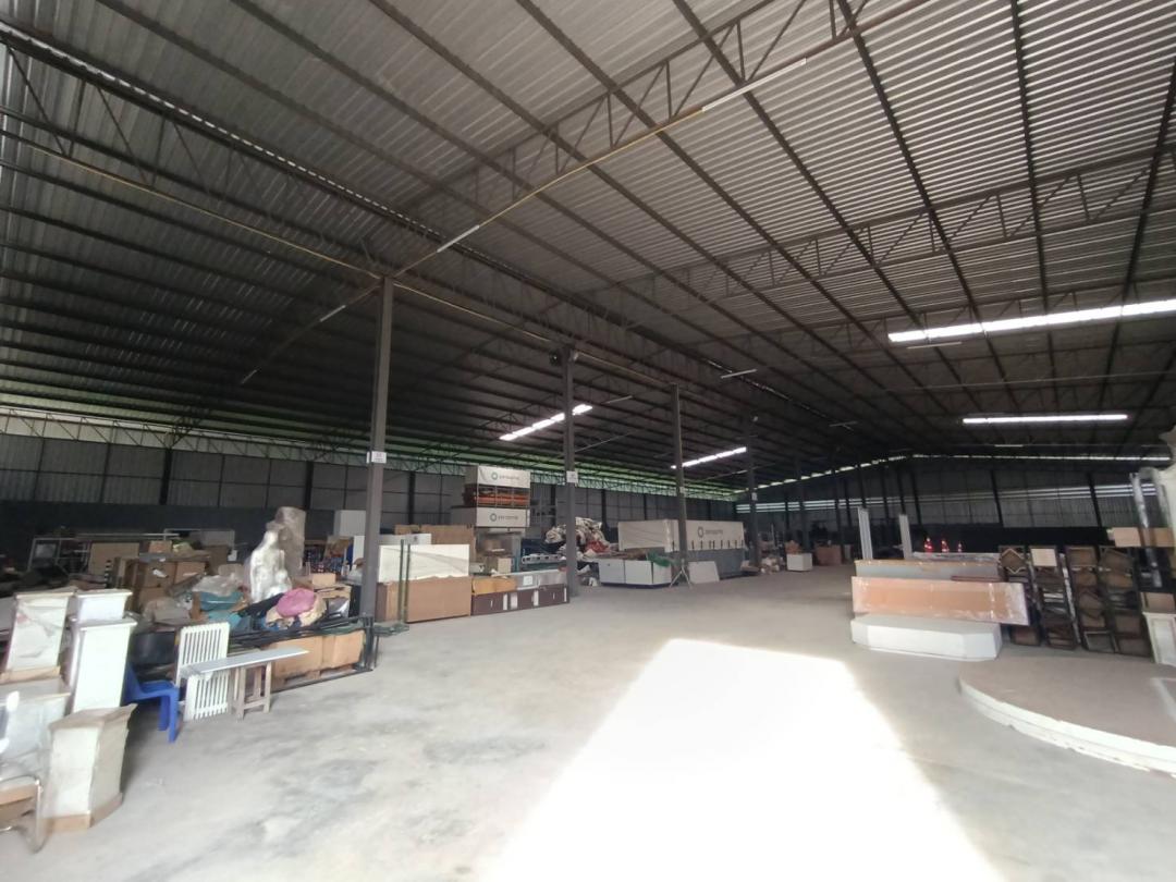 RentWarehouse BST722 ให้เช่าโกดัง ขนาด 2,000 ตร.ม. บางนา-ตราด กม.5