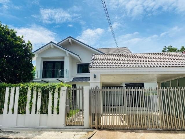 RentHouse PB4727 ให้เช่าบ้านเดี่ยว หมู่บ้าน ศรีพงษ์ สุขุมวิท 105 ซอยลาซาล 4