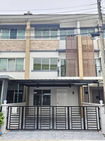 SaleHouse ขายทาวน์โฮม Town Plus เกษตร-นวมินทร์ 20 ตร.ว 3 ชั้น รีโนเวทใหม่