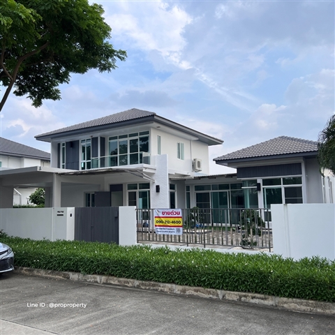 SaleHouse house for sale, Munthana Wongwaen Bangbon the best location in the project