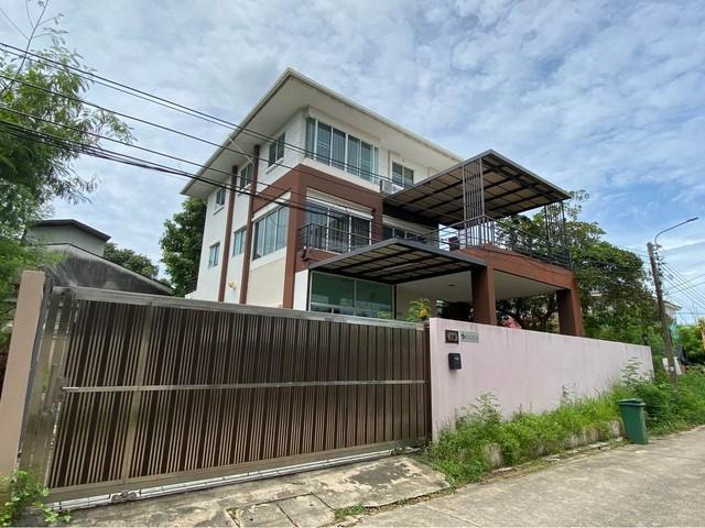 RentHouse ให้เช่าบ้านเดี่ยว 3 ชั้น ซอยประเสริฐมนูกิจ ใกล้ ม.ลัยเกษตร