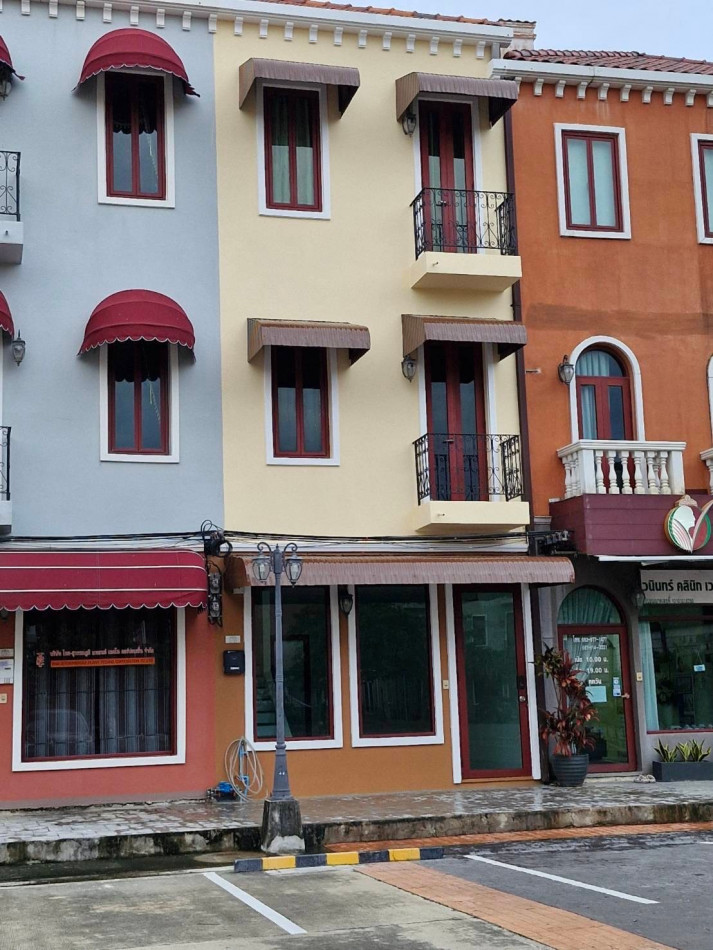 RentOffice Commercial building for rent, Venice The Iris Watcharapol, 158.4 sq m., 20.7 sq m.