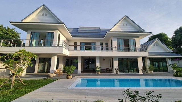 ขายบ้าน ขายบ้าน pool villa บางเสร่ สัตหีบ ชลบุรี ขายบ้านพูลวิลล่าชลบุรี