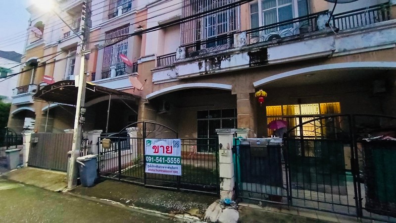 SaleHouse ขายทาวน์โฮม 3 ชั้น 21.8 ตรว ปริณลักษณ์ เอกชัย-บางบอน