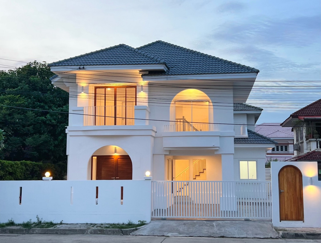 SaleHouse Single house for sale, Baan Siwalee, 220 sq m., 60 sq w, 3 bedrooms, 3 bathrooms, near Central Chaengwattana.