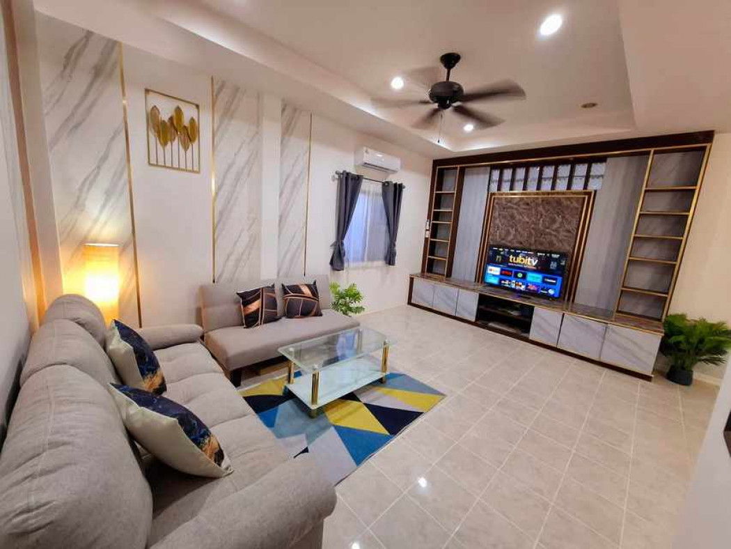 SaleHouse H426 Single house for sale in a project near the sea, Bang Saray Beach, 3 bedrooms