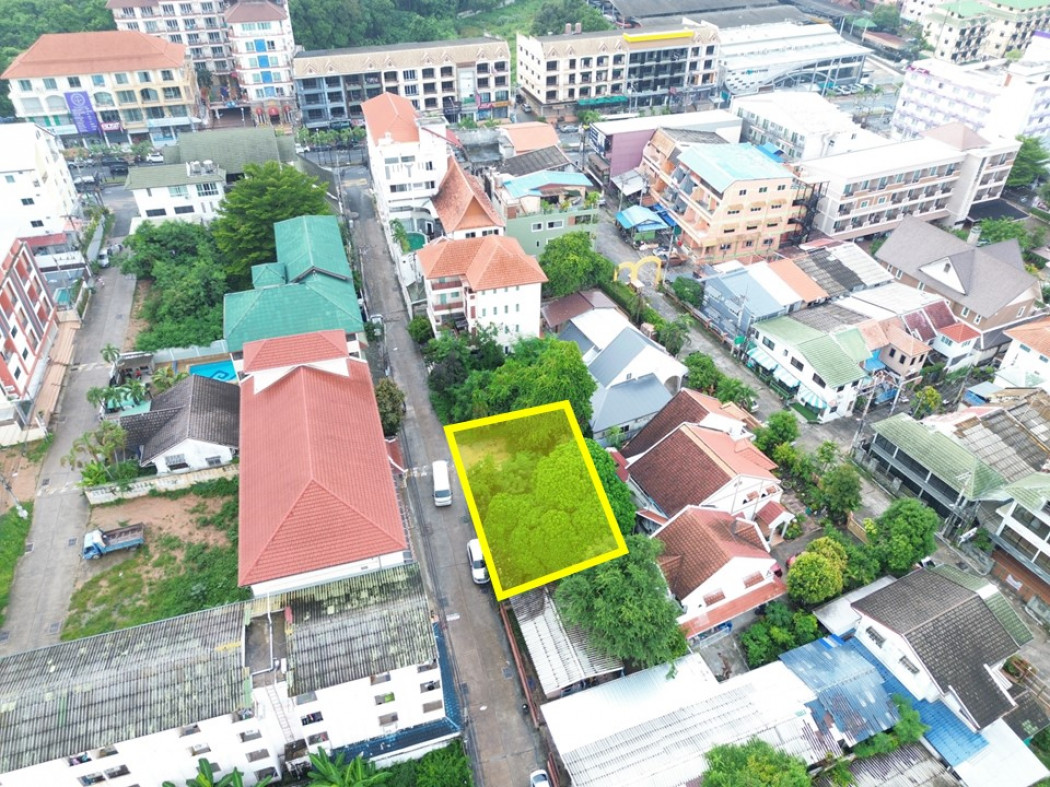 SaleLand Land for sale, filled in, Soi Thappraya 9, Pattaya, area 99 sq m, beautiful square land, suitable for building a house.