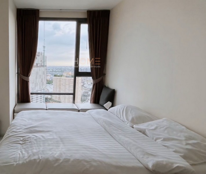 Sell with Tenant Rhythm Sukhumvit 42 1 Bed 1 Bath 45 sqm