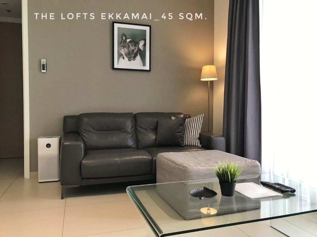 ให้เช่า คอนโด ห้องใหญ่ 1 นอน วิวสวย ห้องสวย The Lofts เอกมัย (เดอะ ลอฟท์ เอกมัย) 45 ตรม. ใกล้ BTS เอกมัย ห้าง ร้านค้า สะดวกมาก