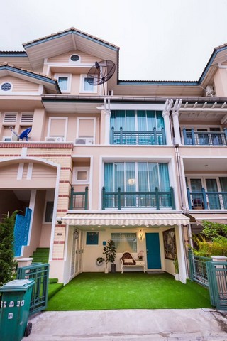 Townhome หรู บ้านทิพย์ 101 พิเศษตลอดเดือนตุลาคม โทร 085-112-4185