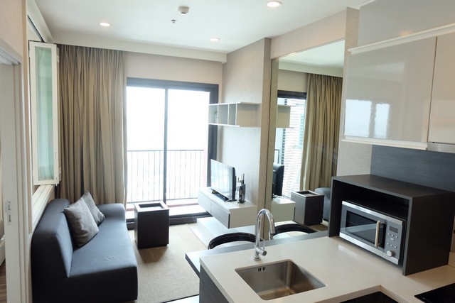 เช่าคอนโดมิเนียม Wyne Sukhumvit 21st floor