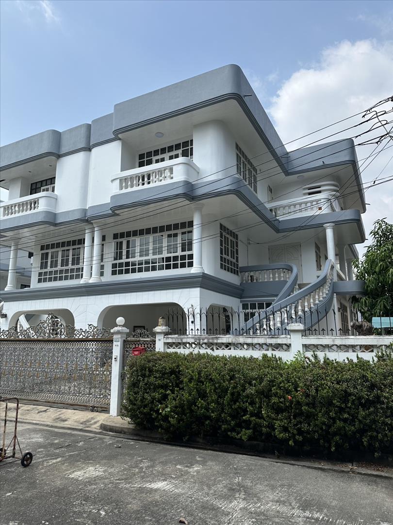 🏡 ให้เช่าทาวน์โฮมหลังมุม โครงการทาวน์อินทาวน์ ✨ บ้านหลังใหญ่ พื้นที่เยอะ ทำเลใจกลางเมือง