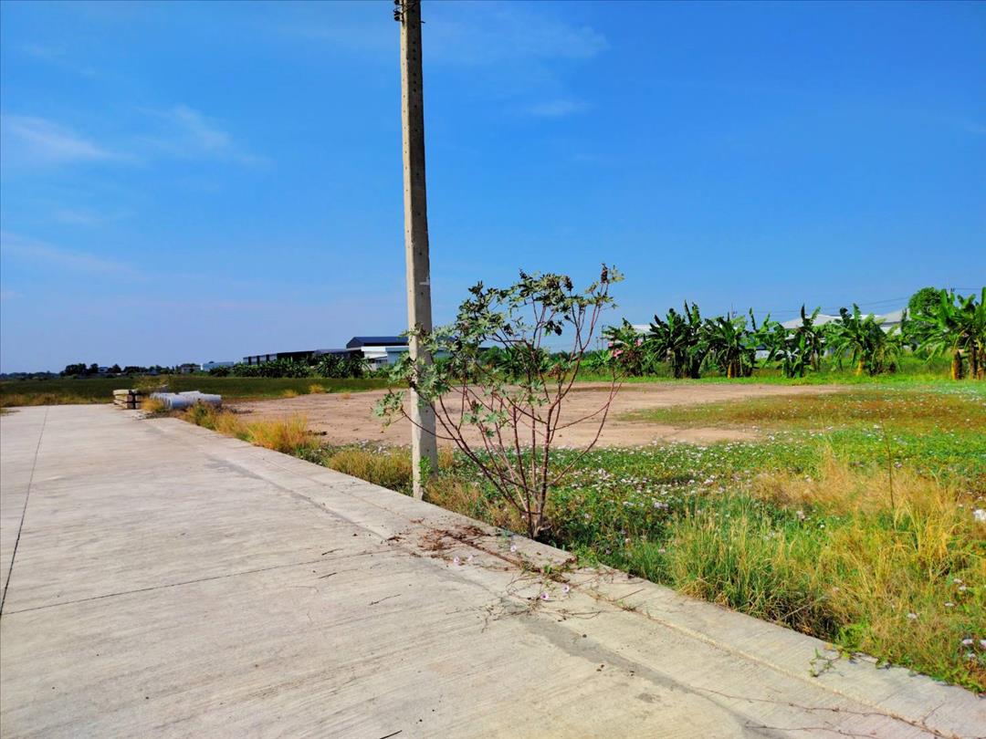 สำนักงานขายที่ดินปิ่นทองแลนด์แฟคทอรี่