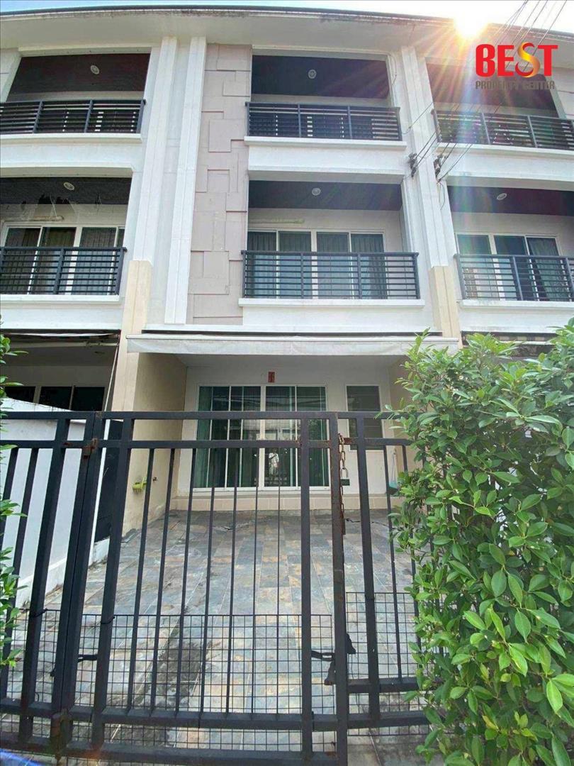 ทาวน์โฮม 3 ชั้น ทำเลทอง บ้านกลางเมือง S-Sense ศรีนครินทร์ ตรงข้ามซีคอนสแควร์