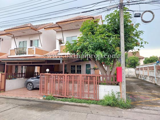 บ้านเดี่ยว หมู่บ้าน เจ ดับบลิว คาซ่า ถ.บางศรีเมือง เมืองนนทบุรี