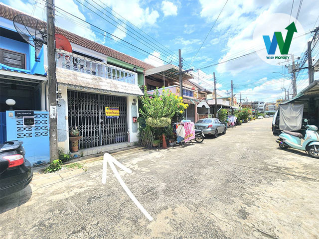 ขายบ้านทำเลลาดพร้าว บ้านแก้ววิลล่า  ต้นซอย  MRTลาดพร้าว 101
