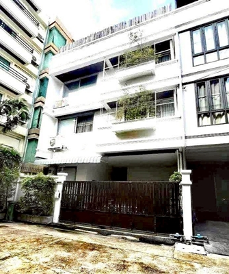 ขาย/ให้เช่า Townhouse 4 ชั้น 4 นอน 4 น้ำ สุขุมวิท 71 ใกล้ BTS พระโขนง ,เอกมัย ราคาขาย 16.5 ล้านบาท เ