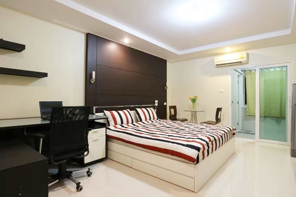 ขายถูก!! คอนโด แฮปปี้ คอนโด รัชดา 18 (Happy Condo Ratchada 18) ขนาด 28 ตรม