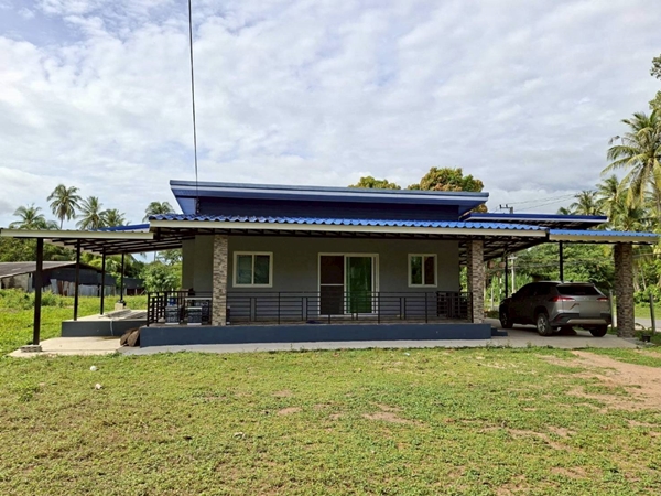 R047-001 ขายถูกมาก!! บ้านเดี่ยวสร้างเอง 258 ตรว. ต.นายาง อ.ชะอำ จ.เพชรบุรี