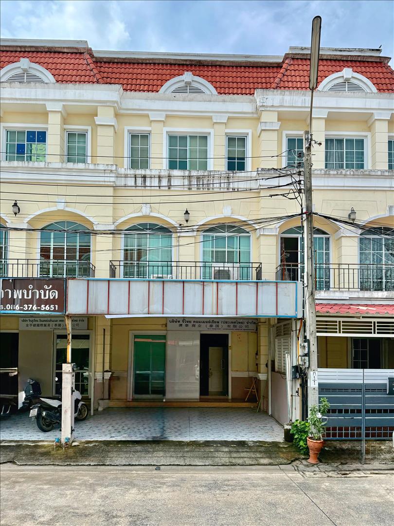 วโรดมเพลส