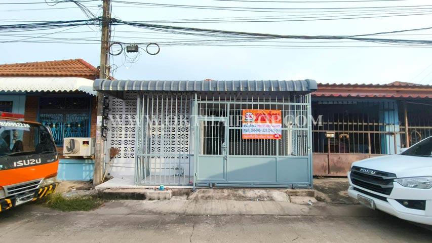 ทาวน์เฮ้าส์ หมู่บ้านพฤกษา 3 ถนนวัดลาดปลาดุก บางบัวทอง