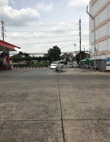 ให้เช่าที่ดิน ติดถนนถนนประชาชื่น321ตรว เช่าระยะยาวได้ ใกล้ เดอะมอลล์งามวงศ์วาน แยกพงษ์เพชร เหมาะทำร้