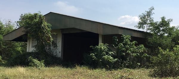 คุ้มค่ามาก โกดังให้เช่า พร้อมบ้านพักคนงาน แข็งแรง ติดถนนใหญ่ ถนนกว้าง - โกดังให้เช่าท่ามะกา - KK2292