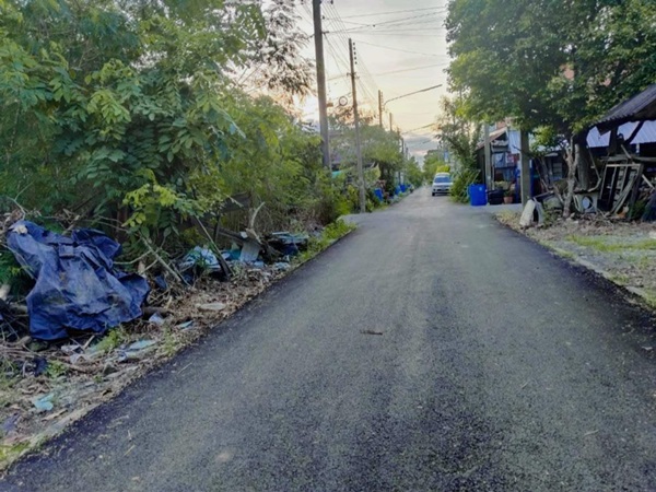 ขายที่ดินเปล่าเคหะคลอง 8 ติดสนาม ลานออกกำลังกาย ถมแล้ว น้ำ-ไฟฟ้าหน้าแปลง โทร 095-1653654