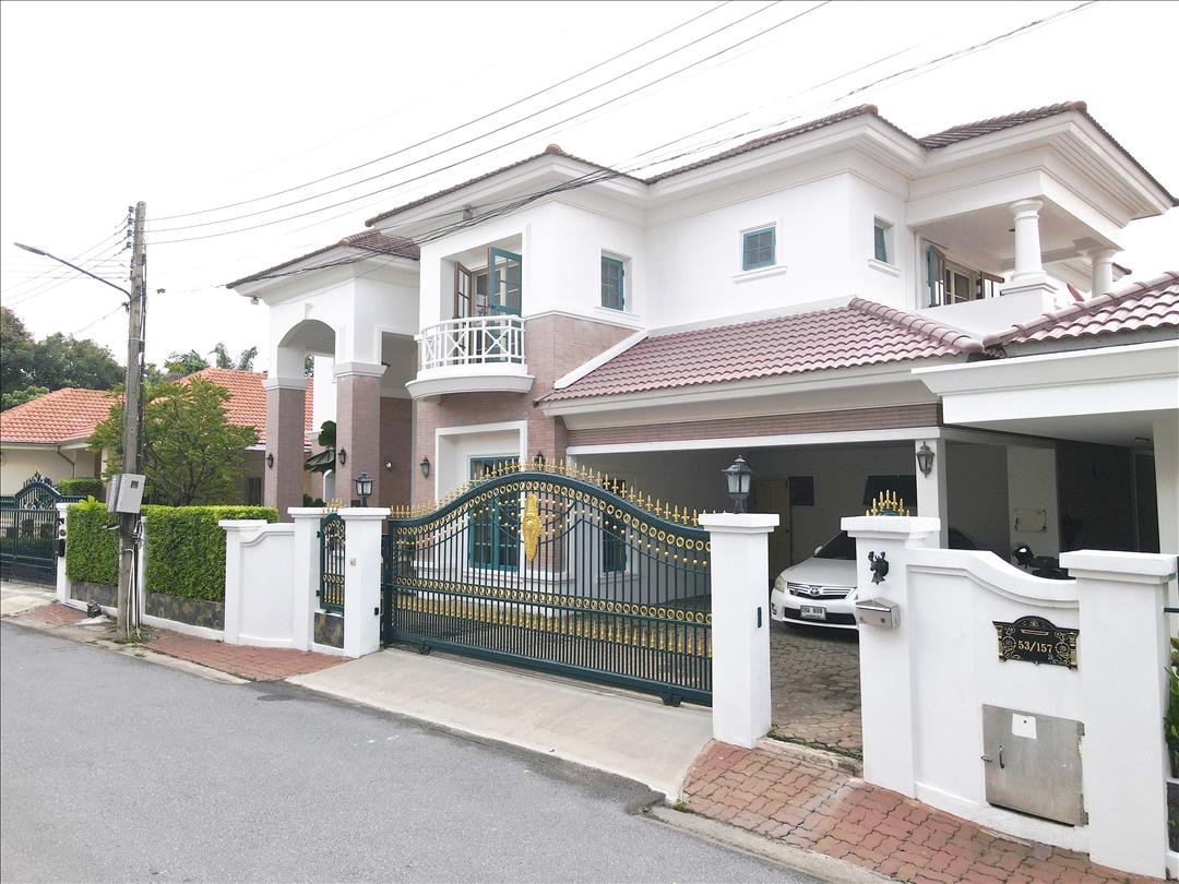 ขายบ้านหรูลดาวัลย์ ลากูน รังสิต-ปทุมธานี 248ตร.ว. 