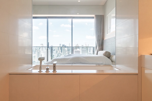 ขายคอนโดมิเนียม เทลล่า ทองหล่อ