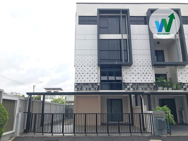 โฮมออฟฟิศให้เช่า 4 ชั้นหลังมุม ถ.รามอินทรา 62 ต่อเติมครบ 3 ห้องนอน 4 ห้องน้ำ 5 แอร์