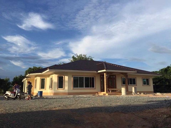 เช่าบ้าน ให้เช่าบ้านเดี่ยว พื้นที่ 1 ไร่ อ.พนัสนิคม จ.ชลบุรี ใกล้ร้านสะดวกซื้อ 7/11 มินิบิ๊กซี โลตัส ซีเจ 