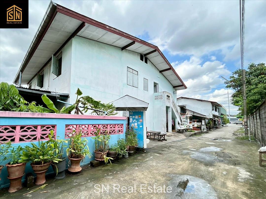 ขายบ้านและห้องเช่า 212 ตร.ว. สี่แยกคู้บอนพระยาสุเรนทร์