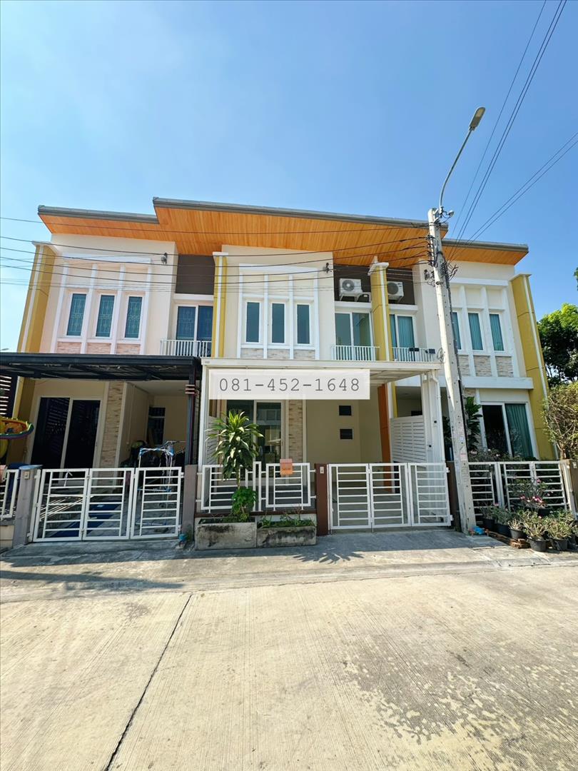 ขายทาวน์โฮม 2 ชั้น สไตล์อังกฤษ โครงการโกลเด้น ทาวน์ เฉลิมพระเกียรติ-สวนหลวง ทำเลทองเดินทางสะดวกสบาย 