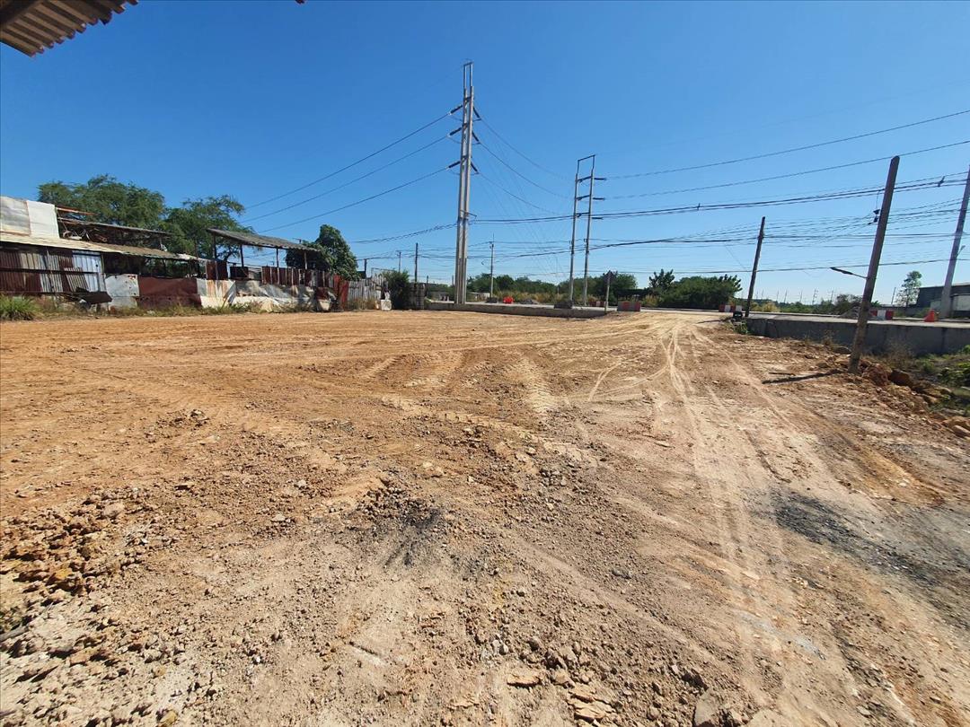 เช่าที่ดินแปลงสวย 1 ไร่ ติดถนนกำลังตัดใหม่ บนถนนทางหลวงสาย 2004 