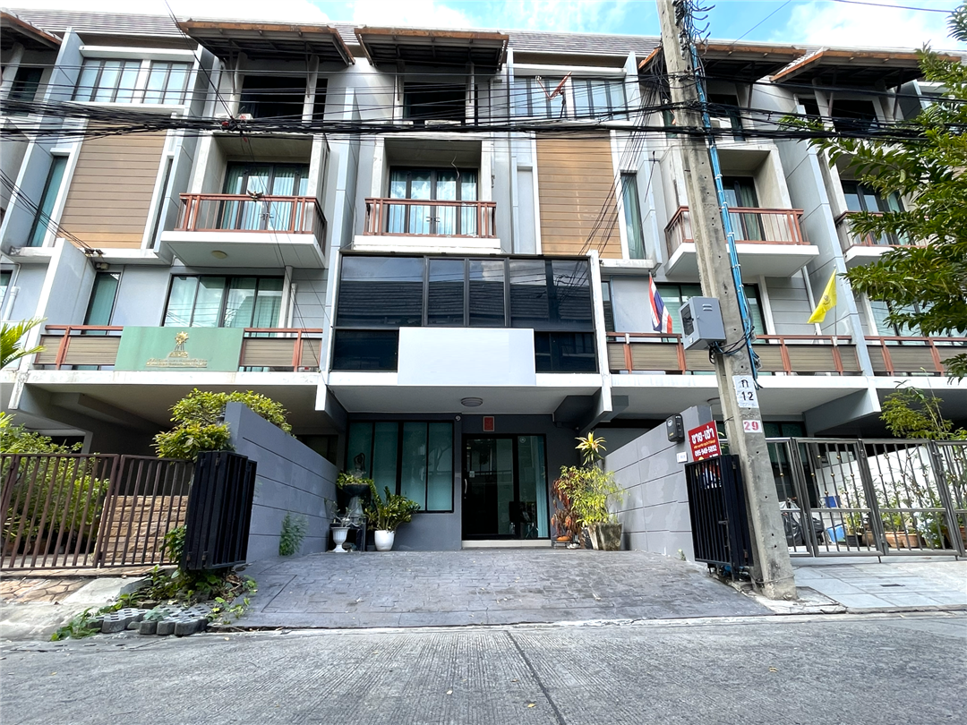 อารียา แมนดารีนา สุขุมวิท 77 อ่อนนุช