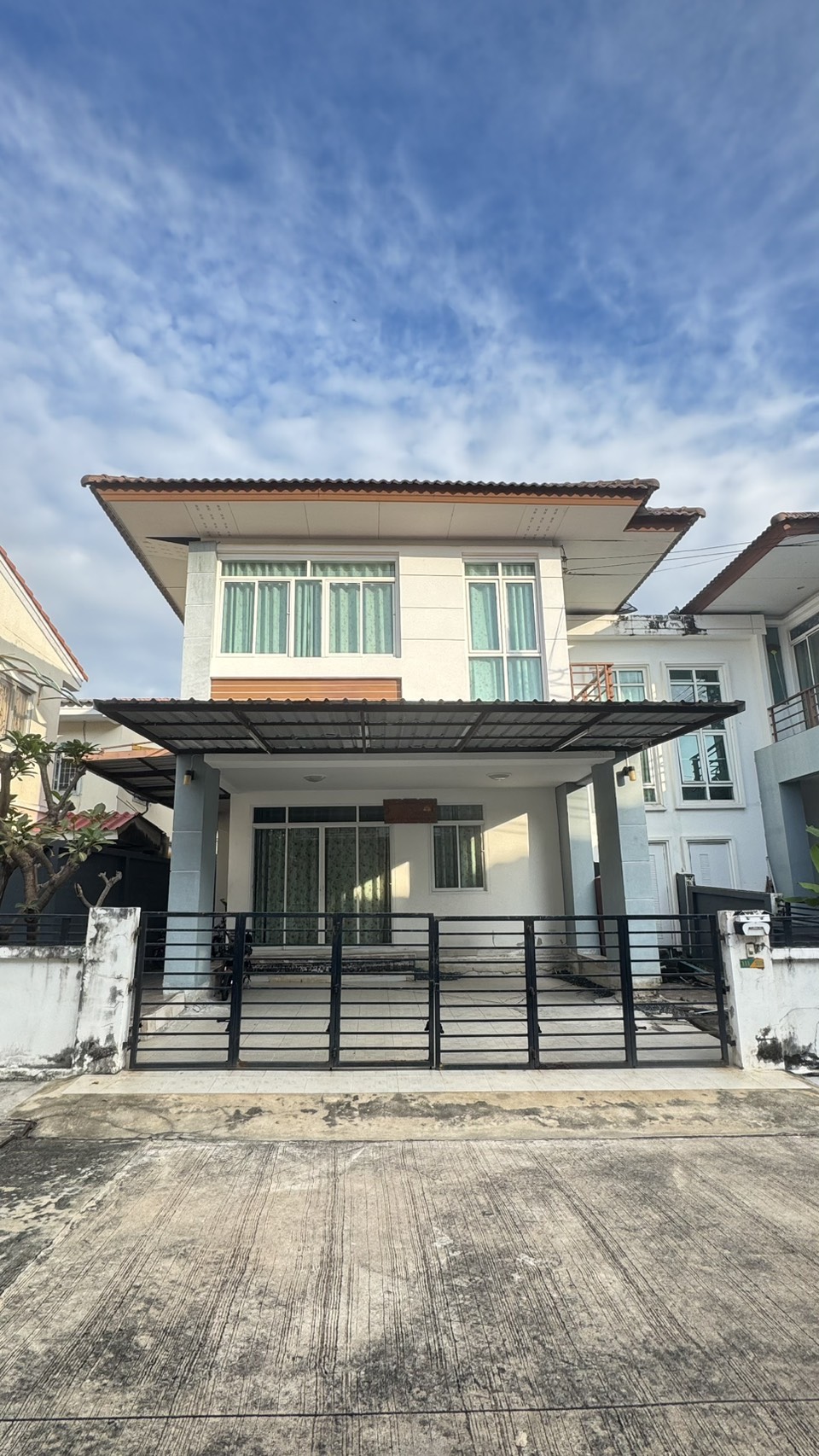 ให้เช่า บ้านแฝด ม.กิตตินคร กรีนวิลล์ ซ.บางปลา2 ใกล้บิ๊กซี เพลส บางพลี ตลาดนัดเรือบิน ตกแต่งพร้อมอยู่